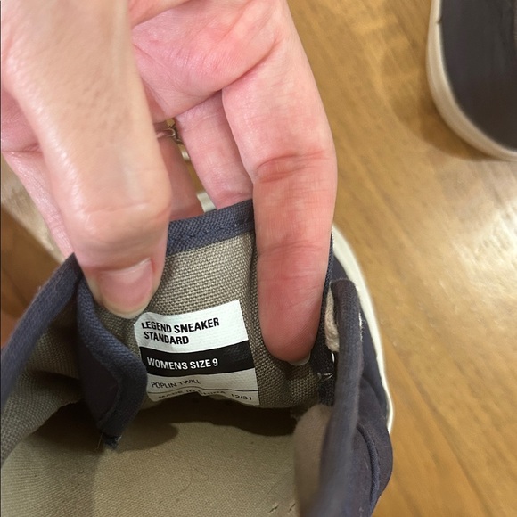 Women’s size 9 SeaVees Dark Blue Canvas Shoes - Picture 6 of 10